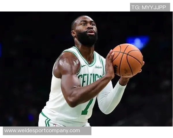 杰伦布朗赞怀特状态回暖表现出色让人欣喜不已