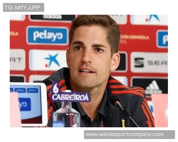 恩里克回应法甲水平质疑称维蒂尼亚为世界顶级中场之一