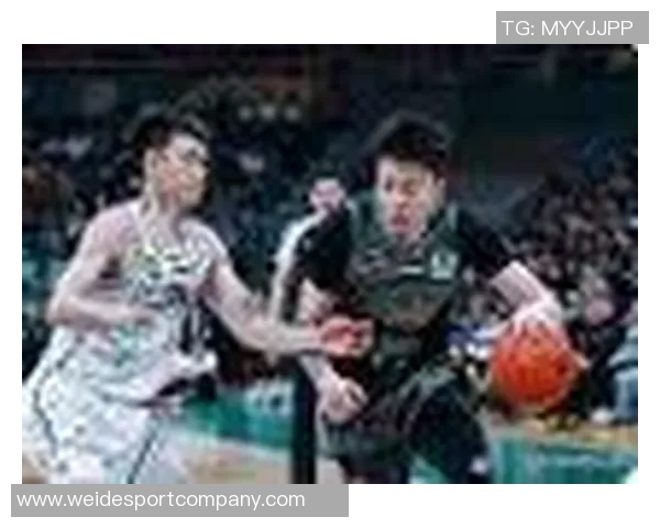 文班大放异彩全场高效表现助球队赢得胜利贡献17分12板4帽正负值11