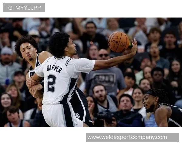 文班亚马带领马刺队开赛季5连胜创队史新纪录目标再赢77场