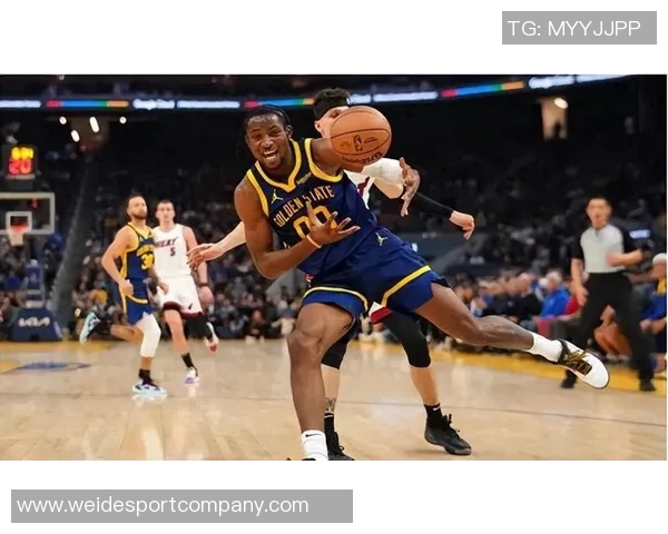 库明加深情寄语穆迪：为你全力以赴的付出感到无比骄傲