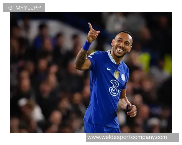 莱奥表现低迷背后的原因分析：缺乏严厉教练的指导与挑战